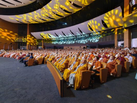 Khung cảnh lễ khai mạc Hội nghị Sakyadhita lần thứ 18