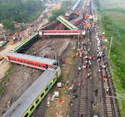 Đức Đạt-lai Lạt-ma chia buồn trước thảm kịch đường sắt tại Ấn Độ