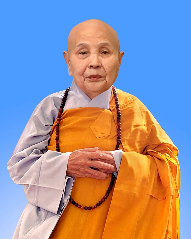 Ni trưởng Thích nữ Như Ý