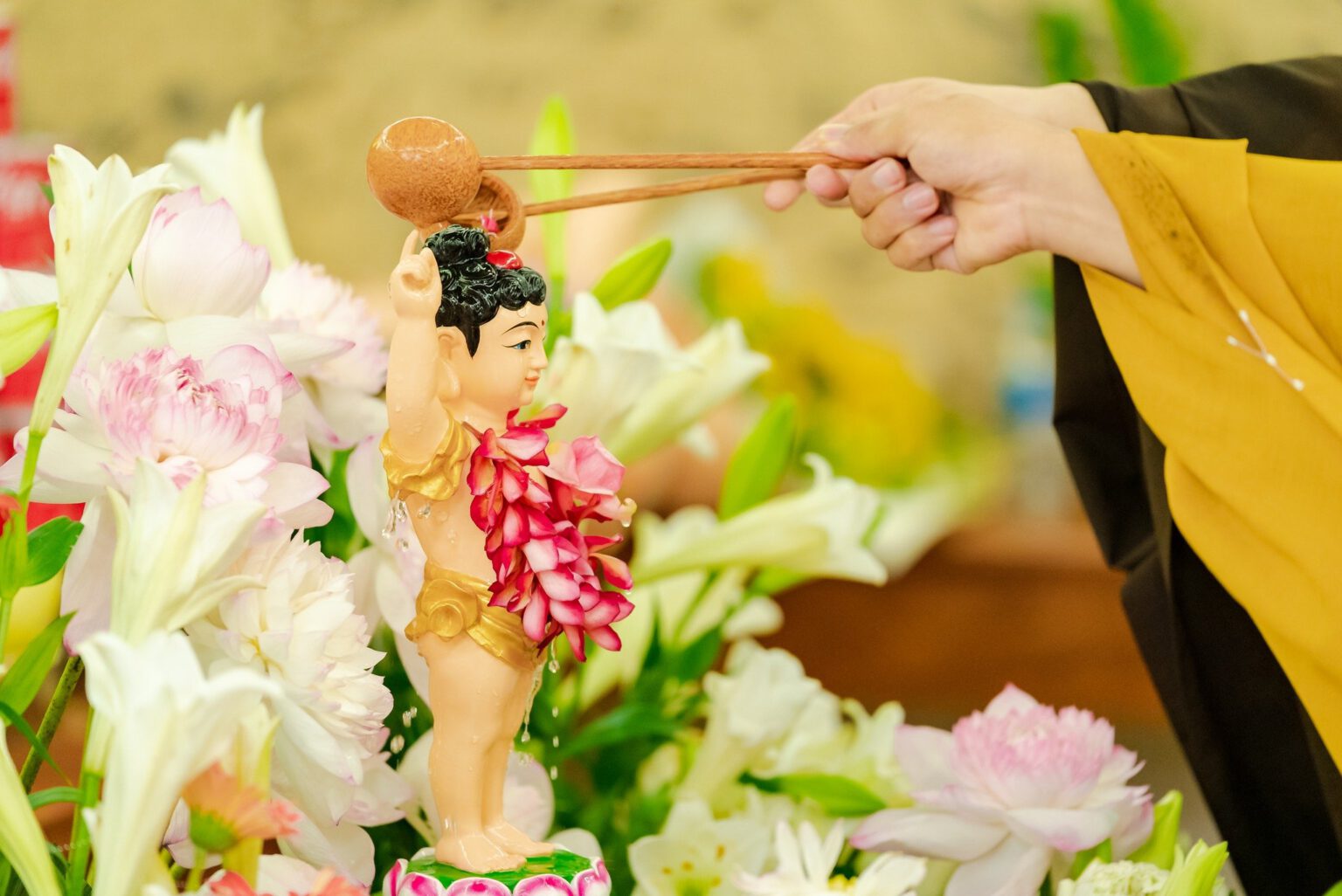 TUẦN LỄ VESAK: NGHỆ THUẬT ƯỚP HƯƠNG CHO KHÔNG GIAN THỜ TỰ, THIỀN ĐỊNH 3 Đại lễ Phật Đản: Nguồn gốc và Ý nghĩa - Phật Sự Tản Viên