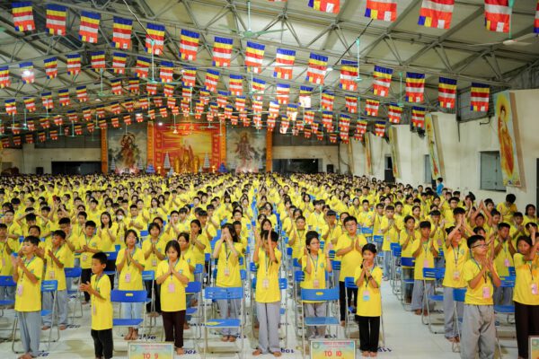 Tối ngày 7/7/2024 tại chùa Khai Nguyên đã trang nghiêm tổ chức lễ khai mạc Khóa tu mùa hè “Hội trại thắp sáng niềm tin” lần thứ 9 đợt 1