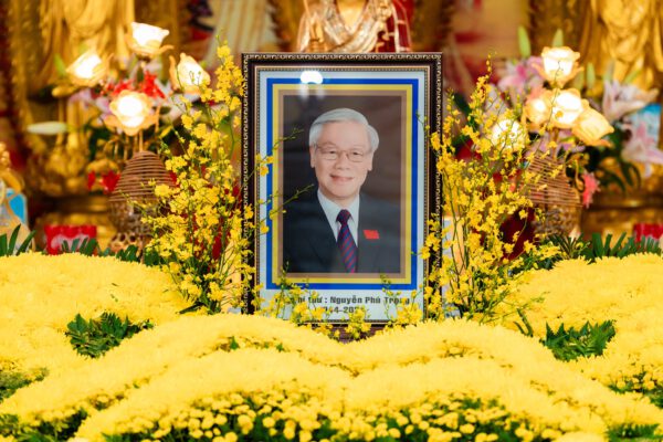 Sáng ngày 21/7/2024 tại chùa Khai Nguyên đã tổ chức Pháp hội. Đặc biệt cầu nguyện, tưởng niệm anh linh Cố Tổng Bí Thư Nguyễn Phú Trọng.