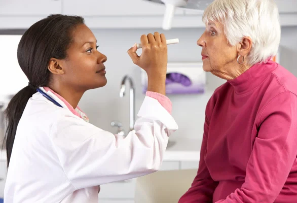 Nghiên cứu cho thấy, hiền định kết hợp cùng các bài tập thở giúp cải thiện sức khoẻ tổng thể của bệnh nhân khiếm thị