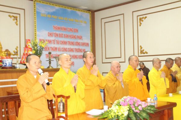 Ngày 17/7/2024 chư Tôn đức phái đoàn thứ 4 Ban Hoằng pháp và Ban Kinh tế Tài chính TƯ GHPGVN đã tiếp tục hành trình tới thăm hỏi, động viên 