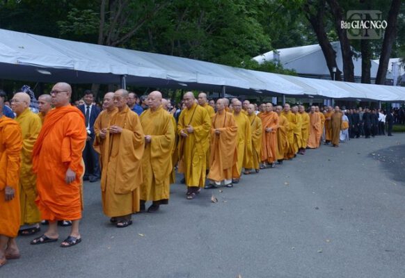 Chiều ngày 25/7/2024 chư Tôn đức HĐTS GHPGVN kính viếng cố Tổng Bí thư Nguyễn Phú Trọng tại nhà tang lễ Quốc gia