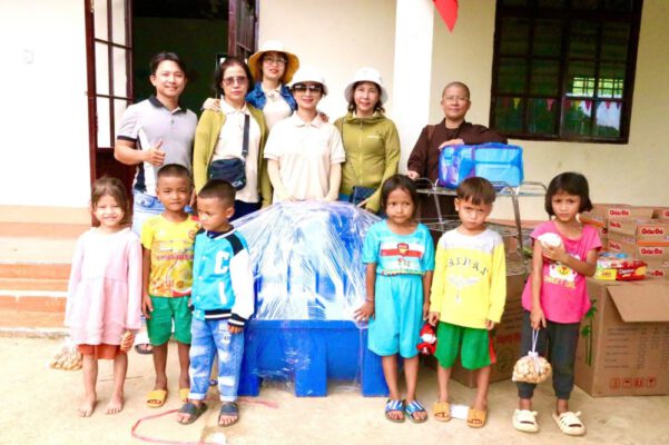 Nhân dịp Tết Trung thu 2024, nhằm chia sẻ và động viên các cháu thiếu nhi có hoàn cảnh khó khăn và các bệnh nhi đang mắc bệnh hiểm nghèo